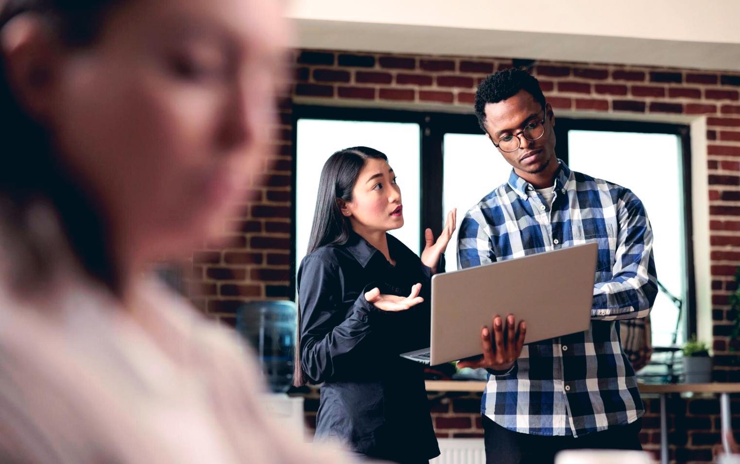 Datenanalyse-Prozess mit strukturierten Visualisierungen